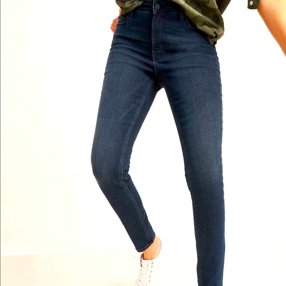 Old Navy Rockstar High Rise Super Skinny Jeans